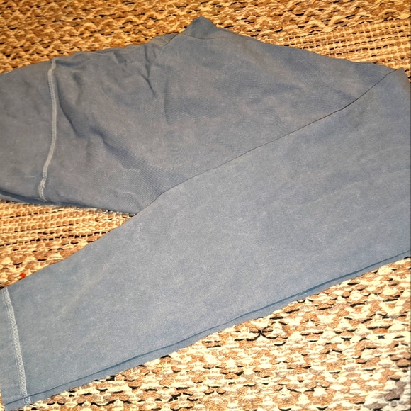 Lululemon leggings dusty blue grey size 4 full length - Picture 2 of 4